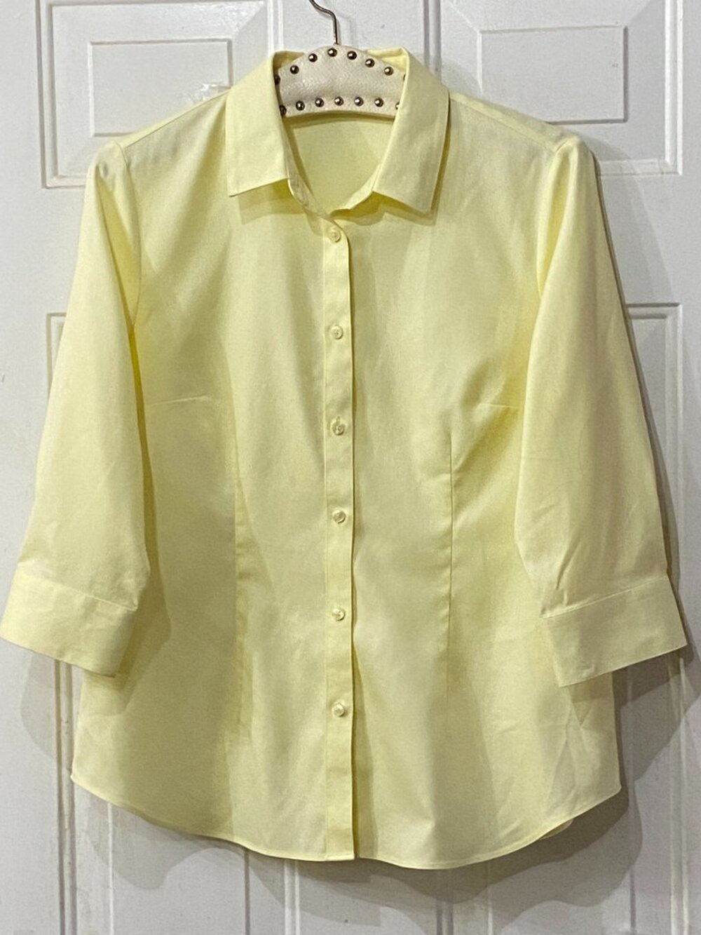 Coldwater Creek No-Iron Sz 14 (L) Blouse Button Up Shirt 3/4 Sleeve Light Yellow